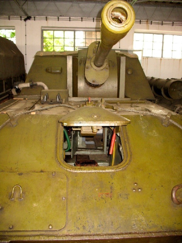 SU-76 z Muzeum Broni Pancernej w Poznaniu