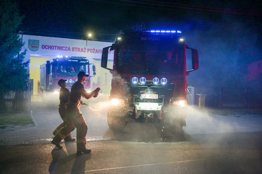 Strażacy z Piask pod Grudziądzem mają nowy samochód ratowniczo-gaśniczy [wideo, zdjęcia]