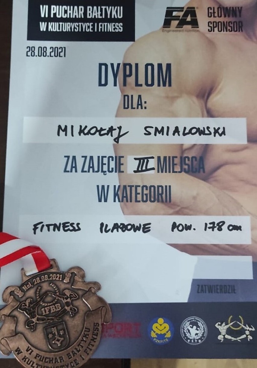 Policjant inowrocławskiej "drogówki" w kategorii Fitness...