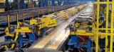 W dąbrowskiej walcowni ArcelorMittal Poland produkują supernowość. Innowacyjna szyna poprawi bezpieczeństwo w ruchu kolejowym