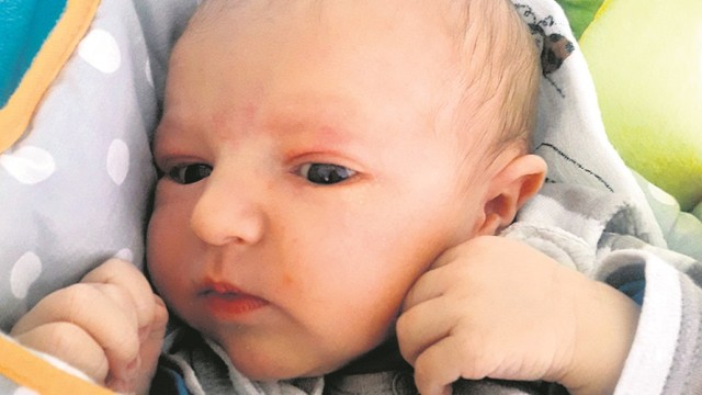 Alan Pełka, syn Magdaleny i Adriana z Radomska (ur. 12 czerwca) - chłopczyk urodził się w aucie