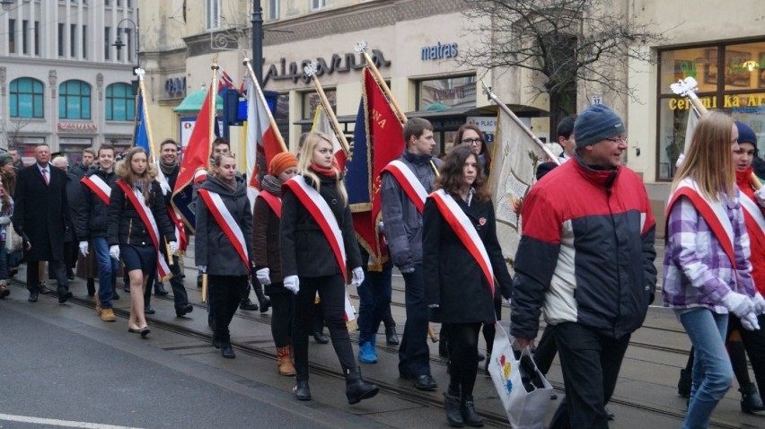 Po uroczystej mszy, włodarze miasta wraz z mieszkańcami...