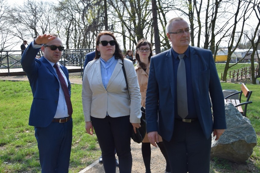 Nowy wał zapowiadany w Sieradzu. Ochronić ma tereny sportowo-rekreacyjne ze stadionem