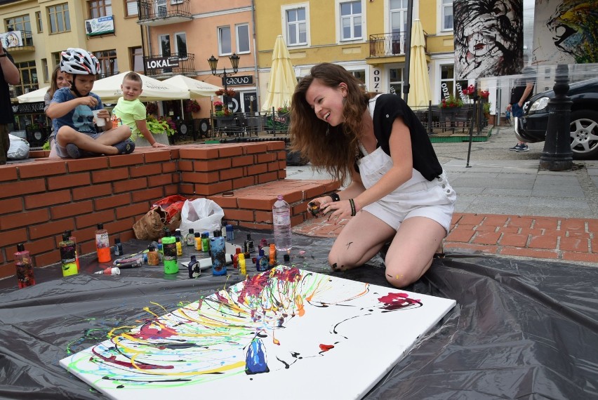 Chełm. Niezła Sztuka na Placu Łuczkowskiego (ZDJĘCIA)