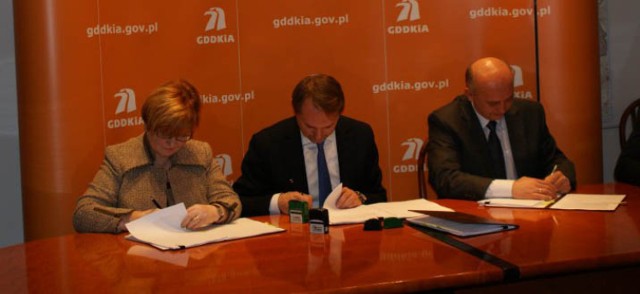 Obwodnica Jarocina: Podpisali umowę na budowę obwodnicy Jarocina
