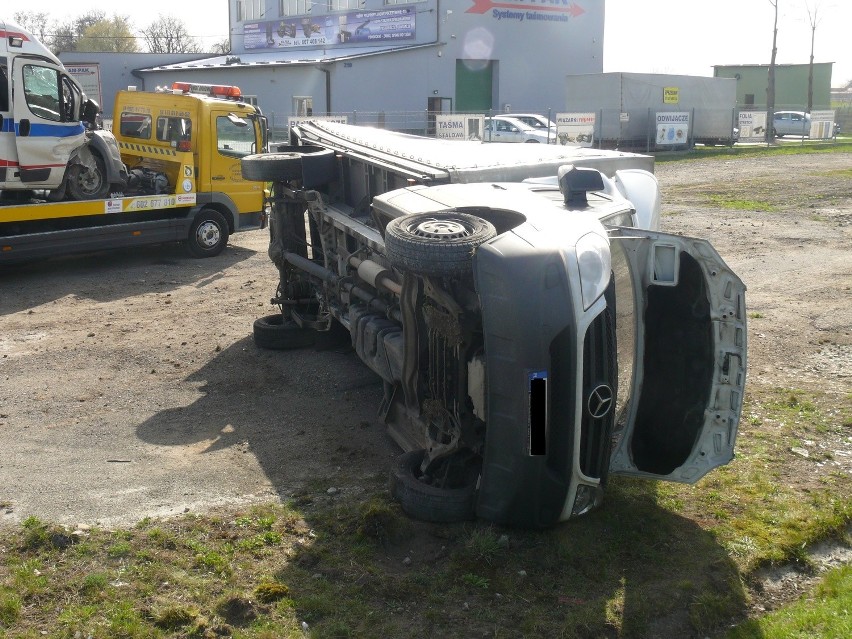 Wypadek z udziałem karetki w Siedlcu