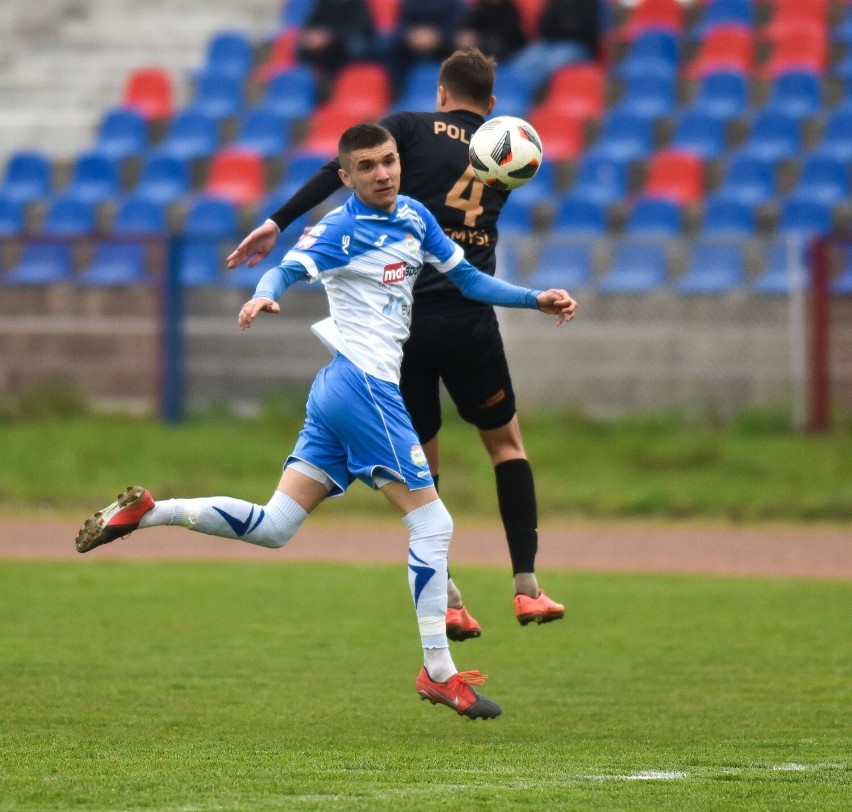 4 liga podkarpacka. Siódme z rzędu zwycięstwo Polonii Przemyśl! Tym razem nad Igloopolem Dębica 3:2 [ZDJĘCIA]