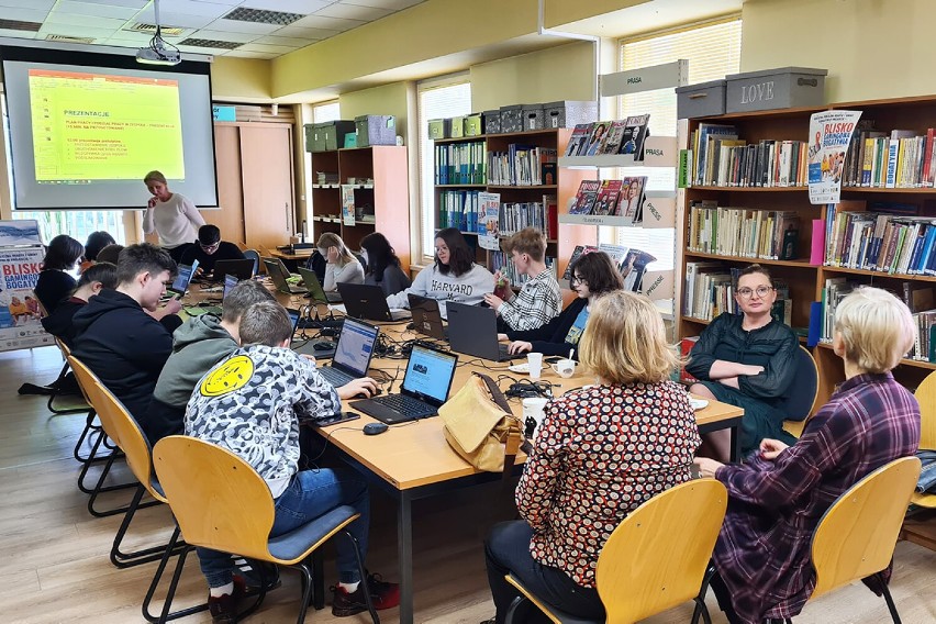 Bogatynia będzie miała swoją własną grę miejską. Gamingowe zadanie uczniów 