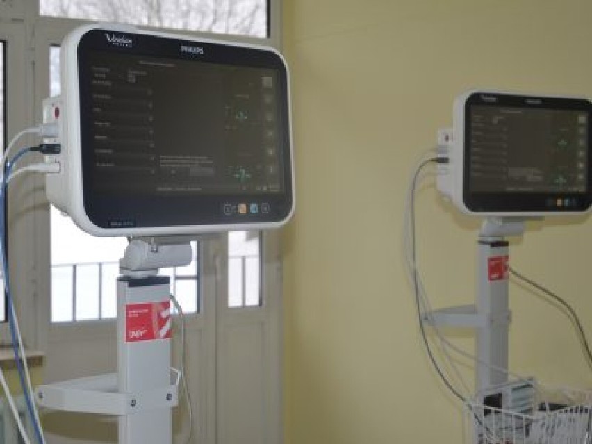 Nowe kardiomonitory dla szpitala na Winiarach. To prezent od Fundacji Radia ZET
