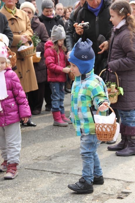 Tychy: Święcenie potraw u franciszkanów