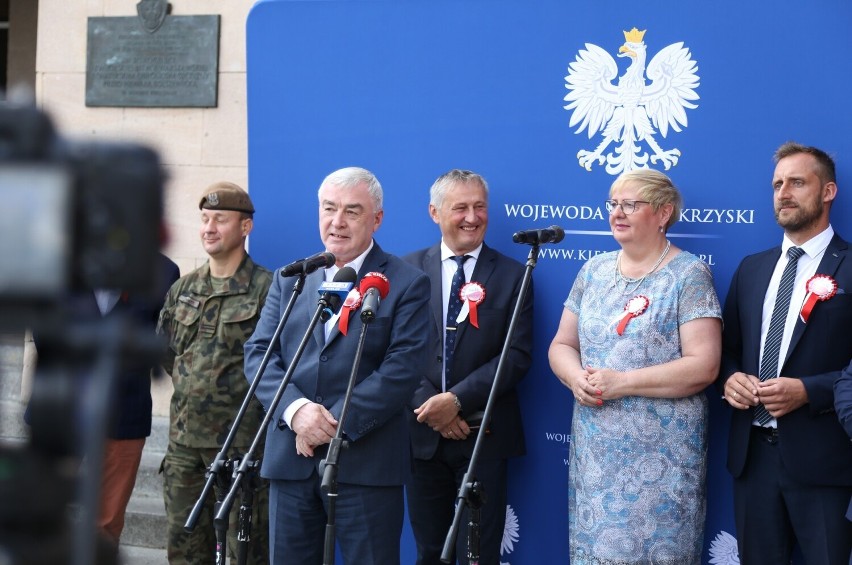 „Polska dziękuje". W imię wolności". Wyjątkowy koncert przed Wojewódzkim Domem Kultury w Kielcach. Wystąpi Piotr Rubik i inni artyści