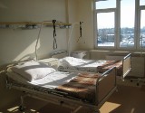 Szpital dostanie od starostwa powiatowego sto tys. zł na łóżka i szafki
