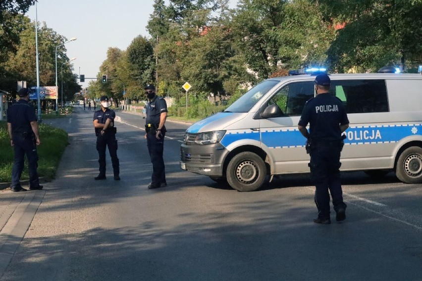 Legnicka policja rekrutuje. Zapewnia ciekawą pracę i imponujące zarobki. Sprawdź szczegóły!