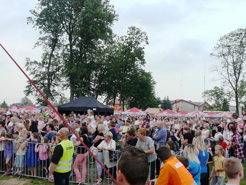 Dni Złoczewa 2018. Koncert gwiazdy w deszczu