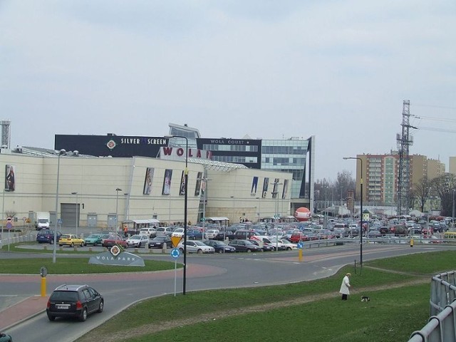 Centrum Handlowe Wola Park w Warszawie, www.wikipedia.org