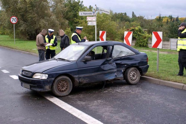 Wypadek na skrzyżowaniu ulic Majkowskiej i Piłsudskiego w Kaliszu