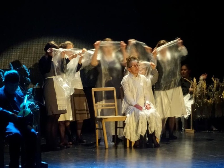 Przegląd Form Teatralnych Osób Niepełnosprawnych "Maska" w Ostrowie [FOTO]