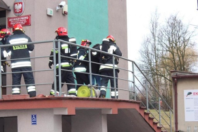 Straż pożarna w Kaliszu ćwiczyła w kaliskim oddziale Zakładu Ubezpieczeń Społecznych