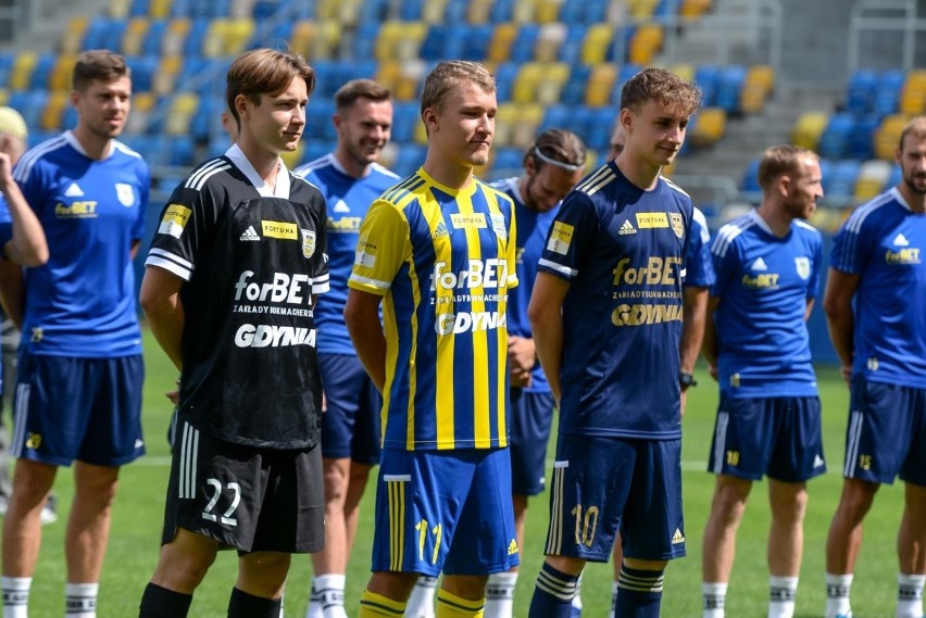 Prezentacja odbyła się tym razem na Stadionie Miejskim w...