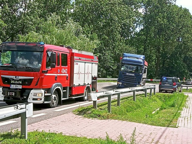 Do wypadku doszło w miejscowości Izbica w pow. krasnostawskim, na trasie Krasnystaw - Zamość. fot. 
