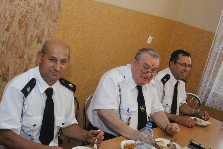Wybrano nowe władze w Ochotniczej Straży Pożarnej w Tomnicach [ZDJĘCIA]      
