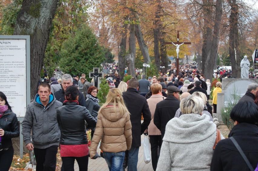 Na tczewskim cmentarzu przy ul. 30 Stycznia odbyła się procesja