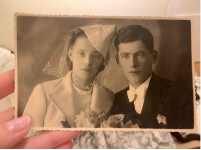 Kim jest para ze zdjęcia, która wzięła ślub 31 grudnia 1939 r. w Przemyślu?