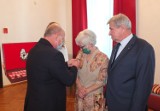 Dwadzieścia trzy pary z Brodnicy i gminy Brodnica otrzymały medale za długoletnie pożycie małżeńskie. Zobaczcie zdjęcia