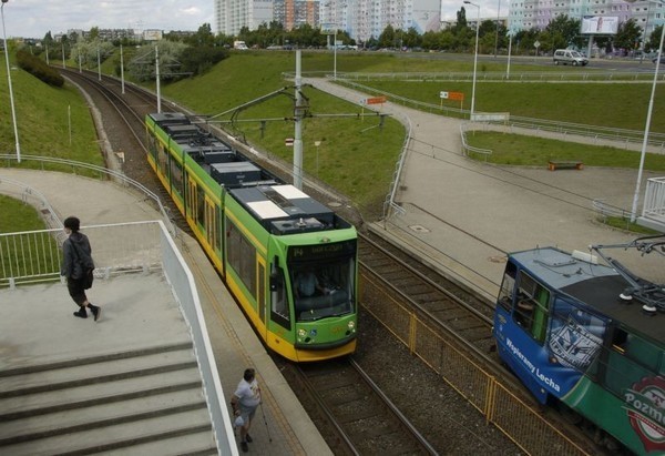 Pijany mężczyzna rozbierał się w tramwaju

Niecodzienna...