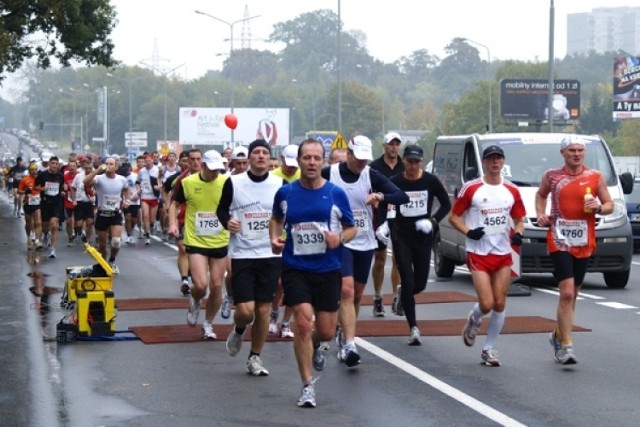 Jubileuszowy maraton wystartuje 12 października 2014 roku. ...