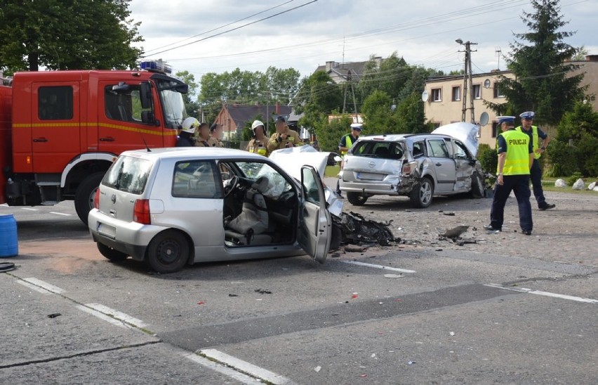 Trzy auta zderzyły się na berlince. Policja ustala okoliczności wypadku