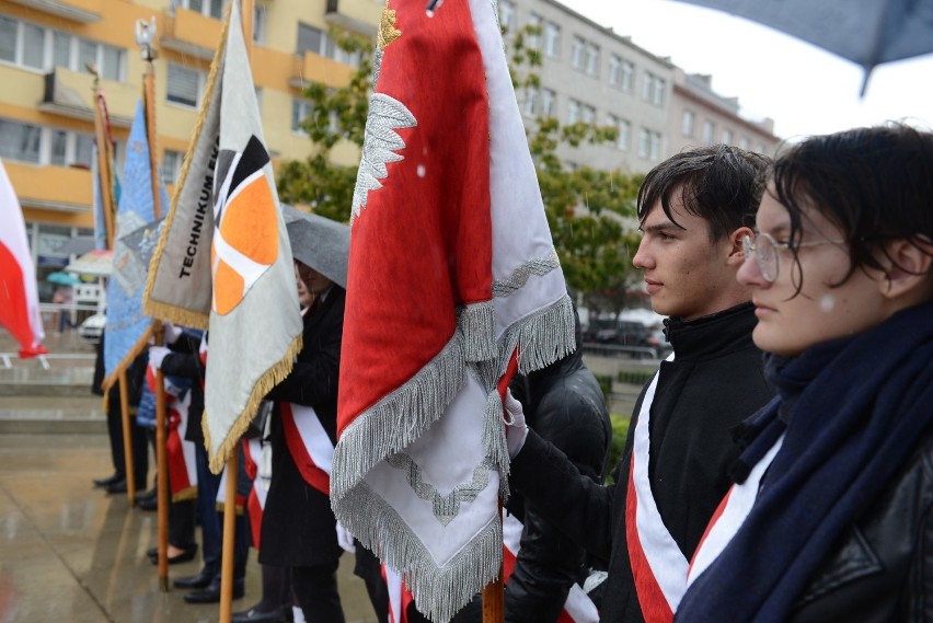 82. rocznica masowych wysiedleń ludności z Gdyni. Uroczystości z udziałem mieszkańców i samorządowców