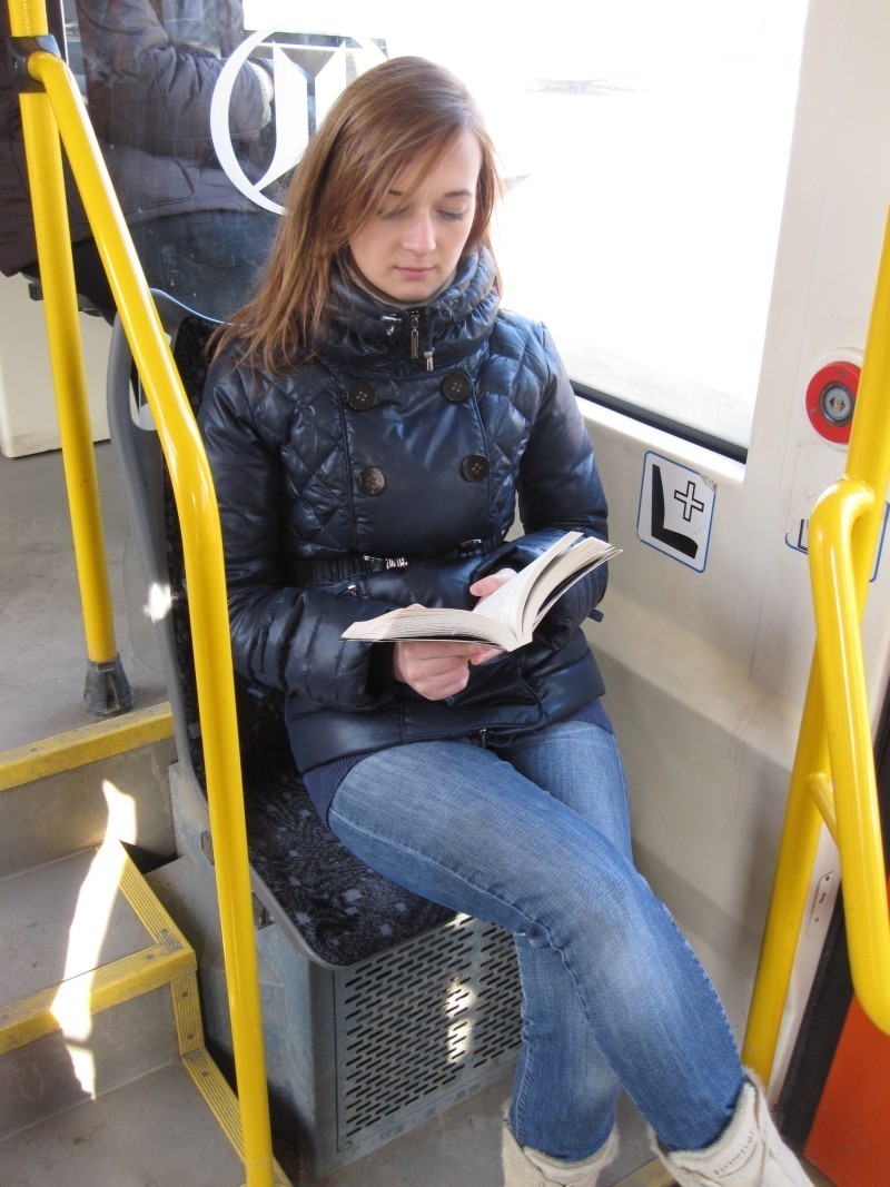 Biblioteka gdańska zainteresowana akcją proczytelniczą w środkach transportu publicznego