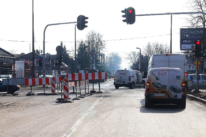 Rozpoczął się kolejny etap remontu ulicy Rokicińskiej....