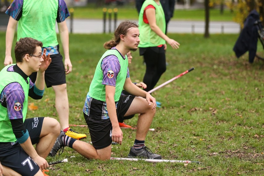 Quidditch w Warszawie. Trenują fikcyjną grę, znaną fanom...