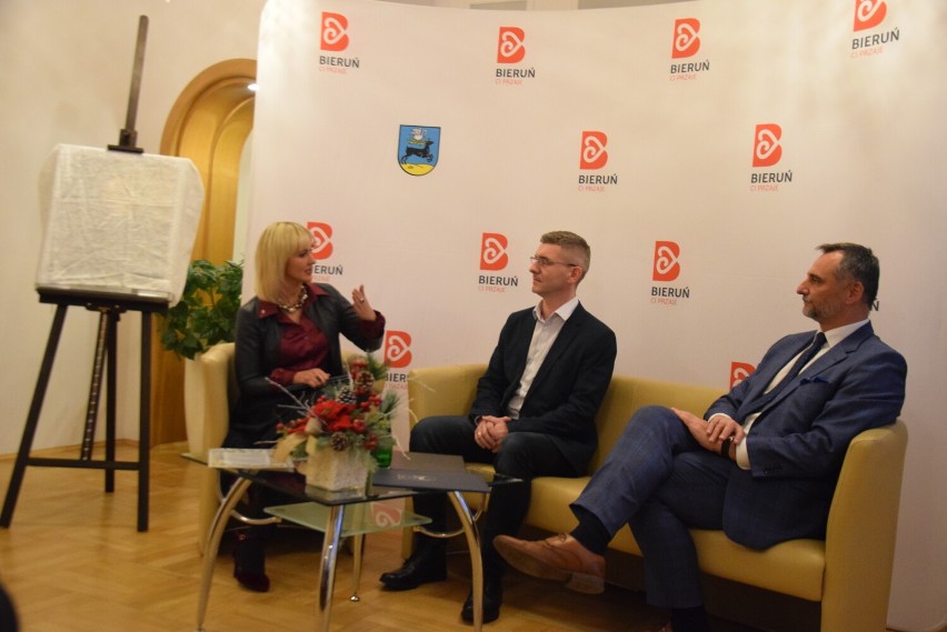 Agnieszka Kijas, Marcin Nyga i burmistrz Krystian Grzesica
