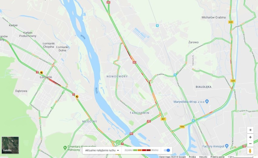 Zamknięta ulica Modlińska. Pod samochodem znajdował się...