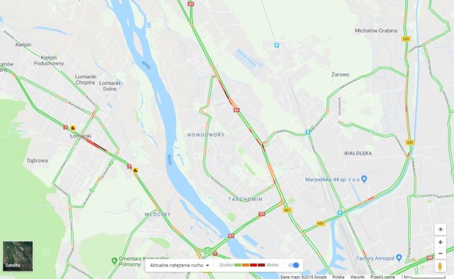 Zamknięta ulica Modlińska. Pod samochodem znajdował się ładunek wybuchowy?