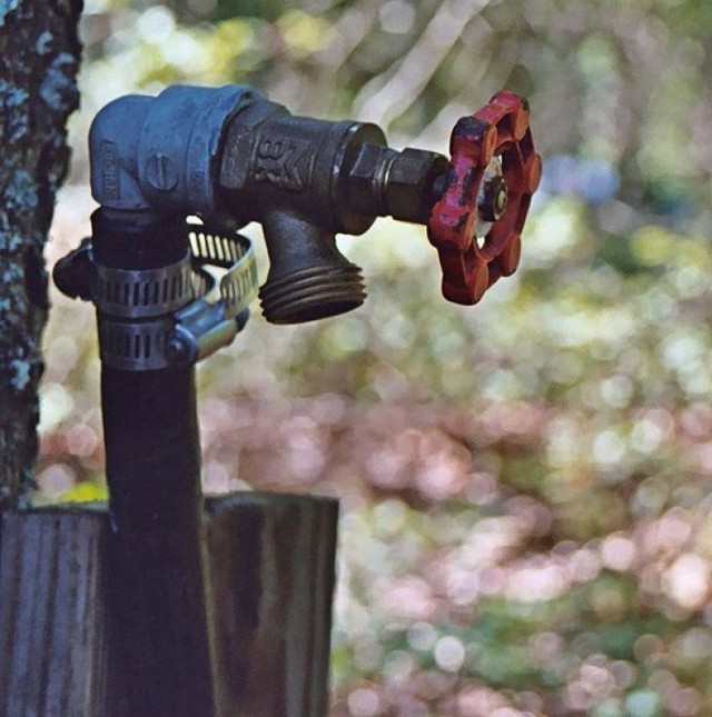 http://commons.wikimedia.org/wiki/File:Water_spigot.jpg