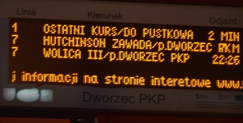 Ostatni kurs autobusu Miejskiej Komunikacji Samochodowej do miejscowości gminy Dębica. Od marca po gminie z Ogro-Transem