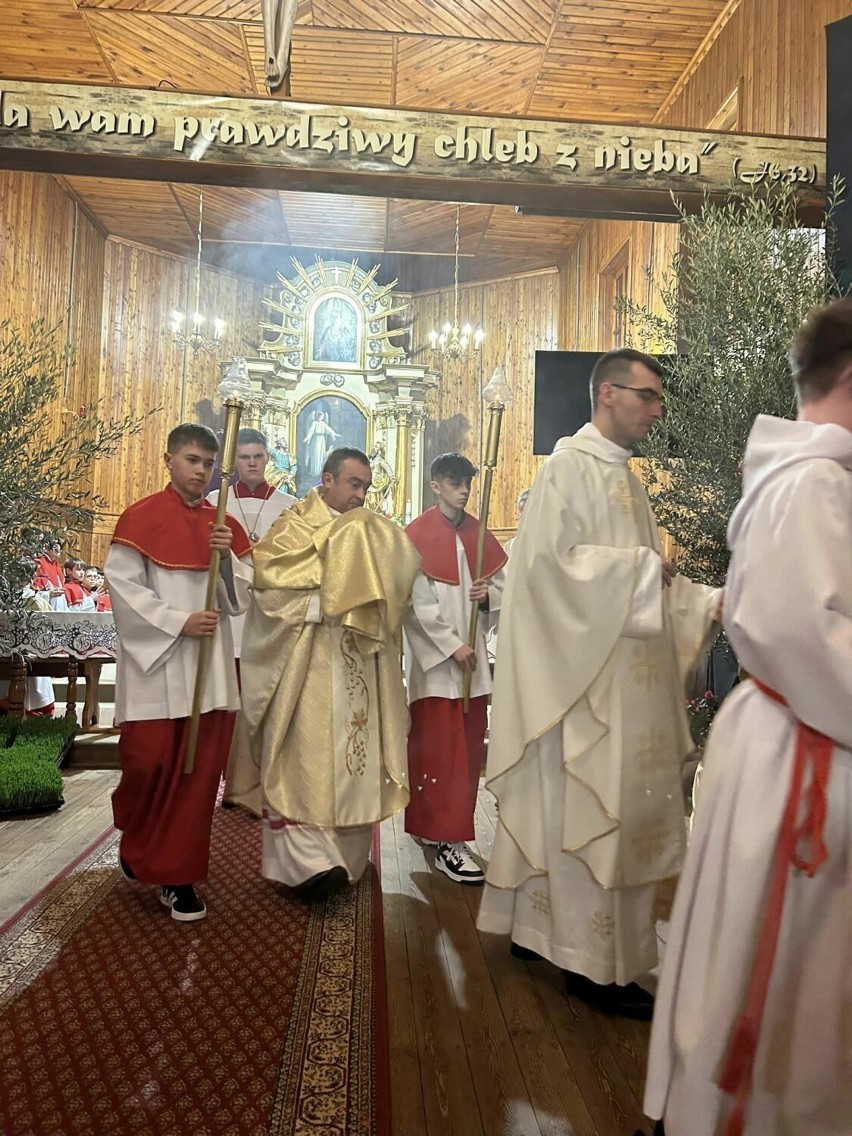 Triduum Paschalne w Parafii św. Piotra w okowach w Białej