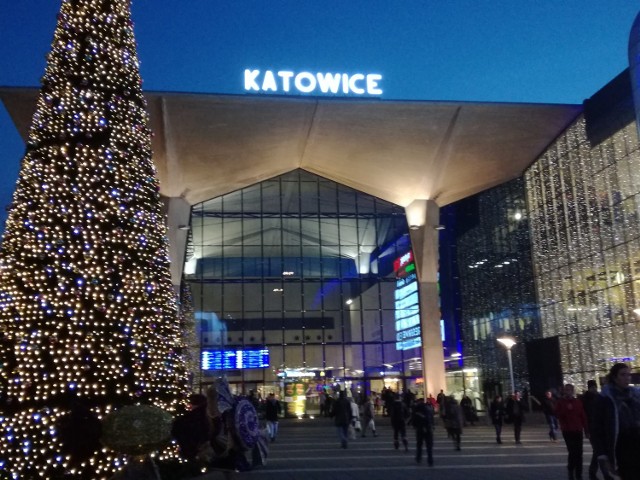 Świąteczne dekoracje w galeriach handlowych w Katowicach