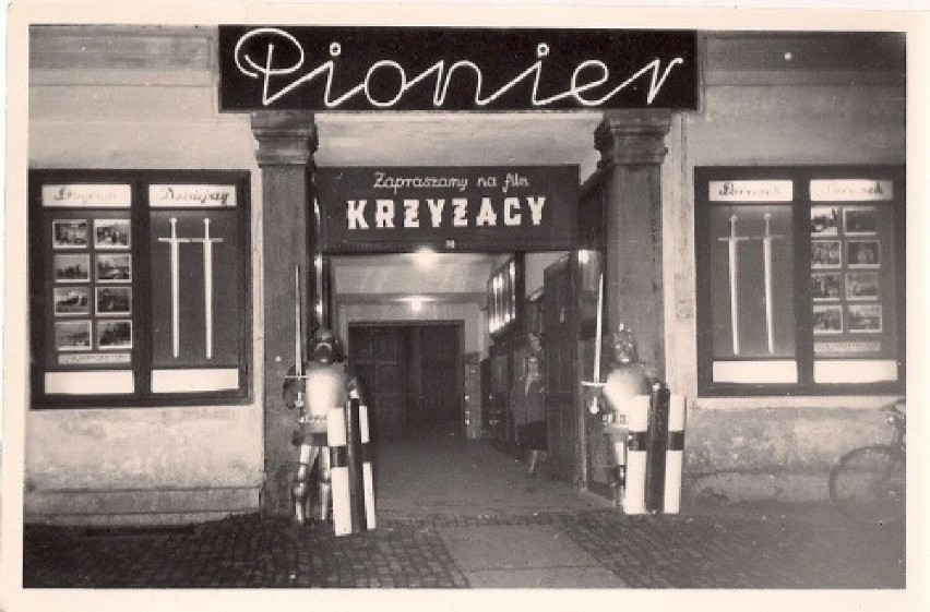 Tak wyglądało kino Pionier w Żarach w dawnych latach.
