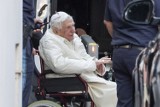 Niemcy. Papież Benedykt XVI odwiedził swojego brata Georga Ratzingera, który jest ciężko chory. "To może być ich ostatnie spotkanie"