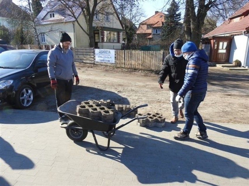 Park Kolei Szprotawskiej w Zielonej Górze - 25 płyt...