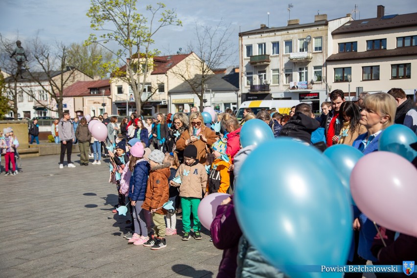 Obchody Dnia Świadomości Autyzmu odbyły się w Bełchatowie