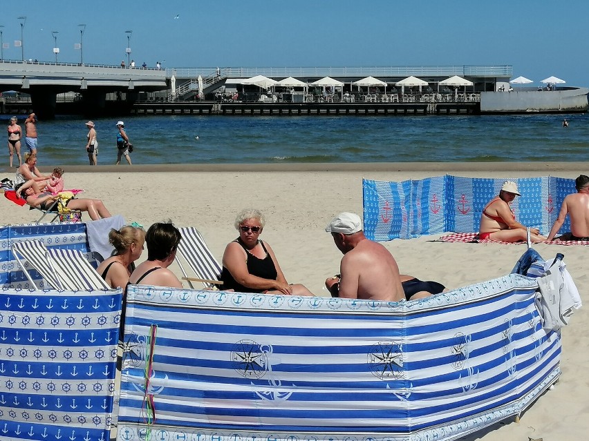  Kołobrzeg gotowy na upały. Oto prognoza pogoda. Turyści zjeżdżają i korzystają