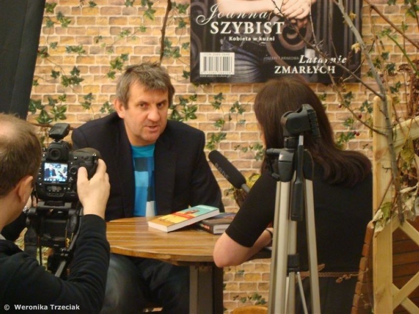 Marek Kamiński udzielał wywiadu. Fot. Weronika Trzeciak