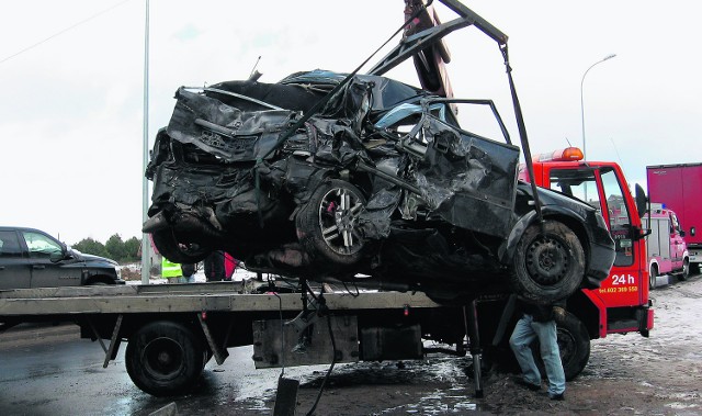 Tragicznie zakończył się wypadek, do którego doszło w ubiegłą sobotę na małej obwodnicy