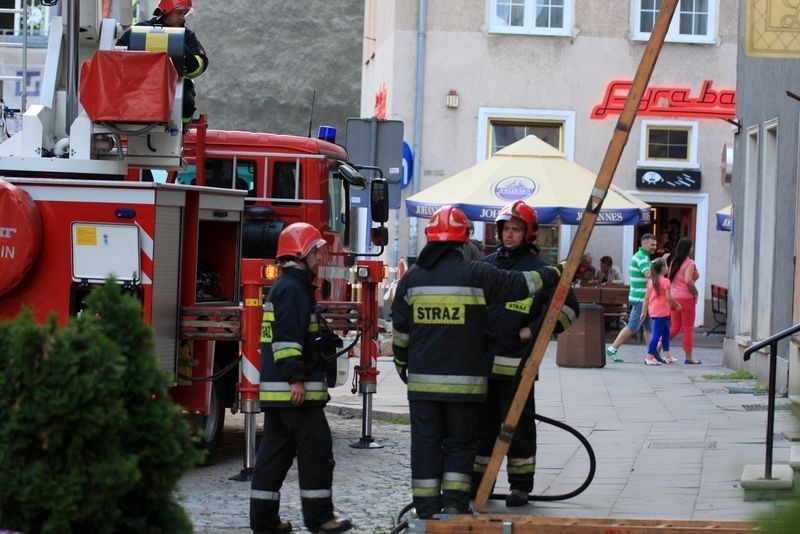 Pożar w mieszkaniu przy ulicy Ogarnej w Gdańsku. Nikt nie ucierpiał [ZDJĘCIA, FILM]